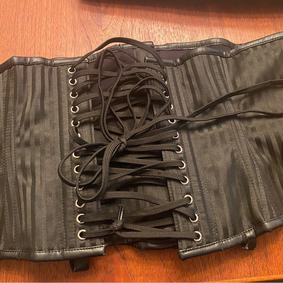 Black Corset with Silver Accents - Picture 2 of 8